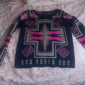 Forever 21 Aztec crew neck  Sweater M